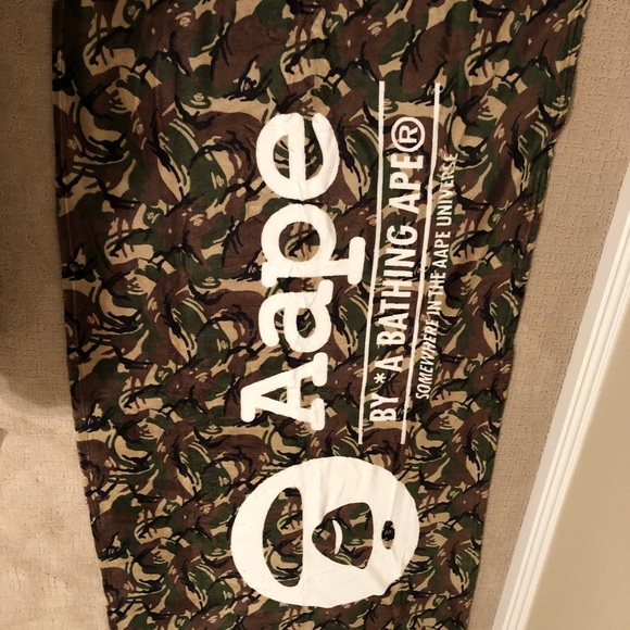 Bathing Ape Camo limited edition blanket - Picture 1 of 2